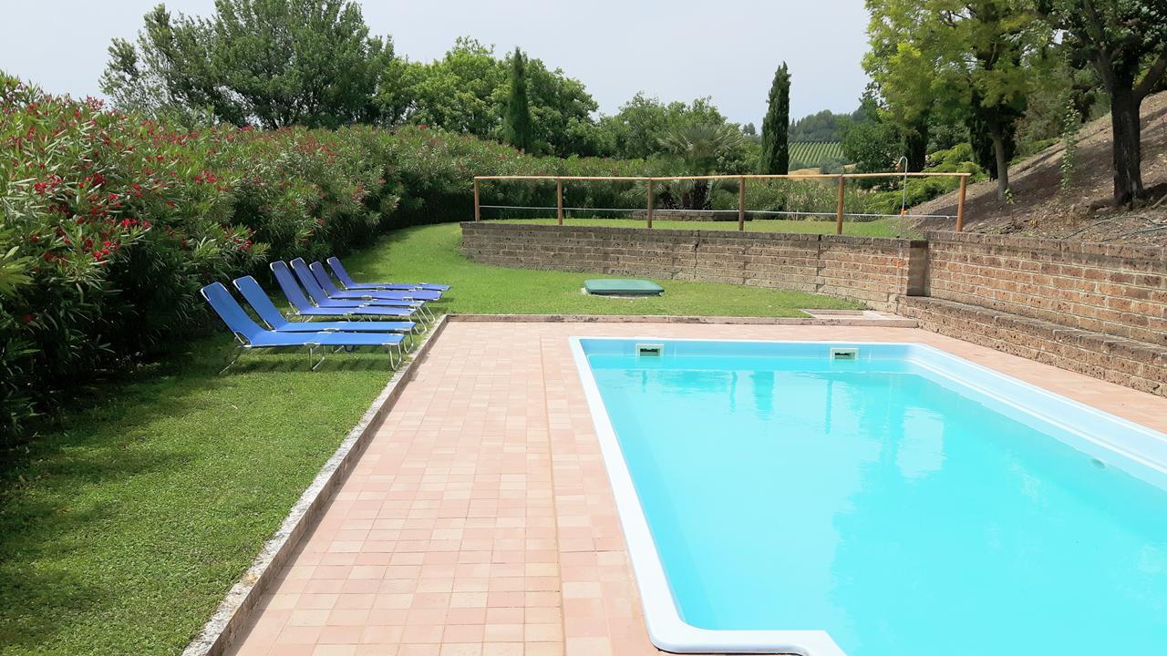 La Casa In Campagna Bed & Breakfast Cossignano Dış mekan fotoğraf